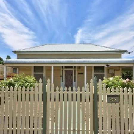 Maeville Cottage Broken Hill Exterior foto